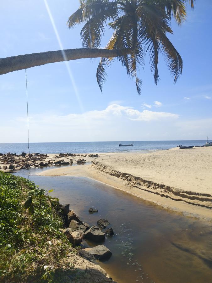 Beach Paradise Alappuzha Bagian luar foto